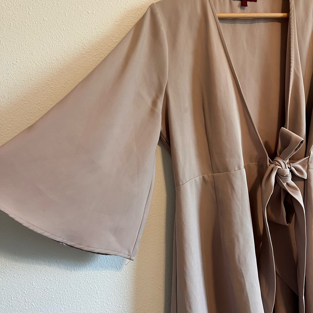 Buckle Tan Women's Robe - Picture 2 of 4